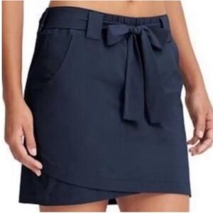 NWOT Athleta Destination Skort Women Medium Navy blue Travel